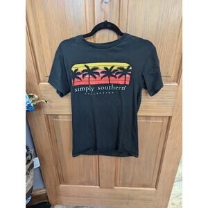 Size S, Simply southern t-shirt RS 5